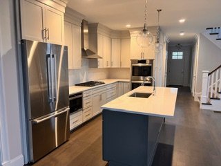 Cabinet D'Melo kitchen and bathroom cabinet installation project