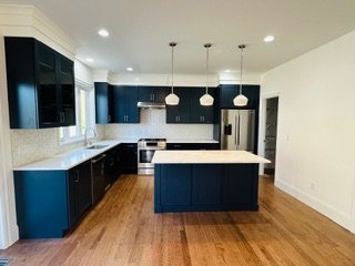 Cabinet D'Melo kitchen and bathroom cabinet installation project