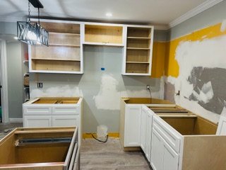 Cabinet D'Melo kitchen and bathroom cabinet installation project