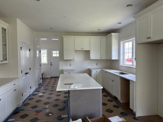 Cabinet D'Melo kitchen and bathroom cabinet installation project