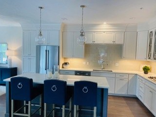 Cabinet D'Melo kitchen and bathroom cabinet installation project