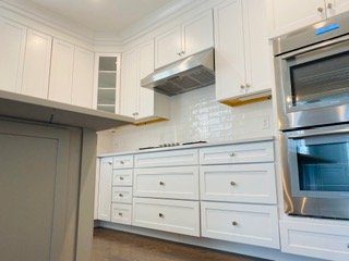 Cabinet D'Melo kitchen and bathroom cabinet installation project