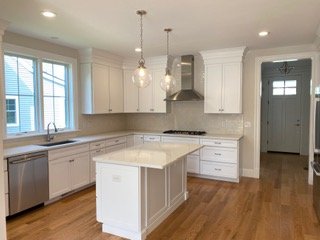 Cabinet D'Melo kitchen and bathroom cabinet installation project